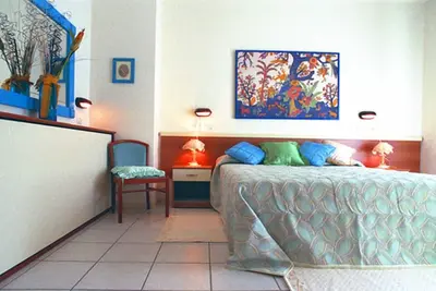 Brand new apartment with balconies overlooking the sea a few meters from the beaches