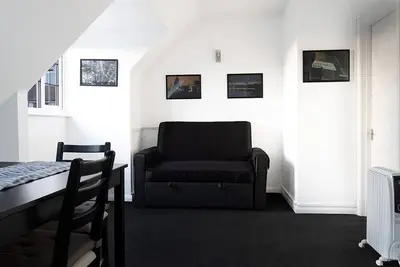 Image de Cosy Family One Bedroom flat with private Kitchen