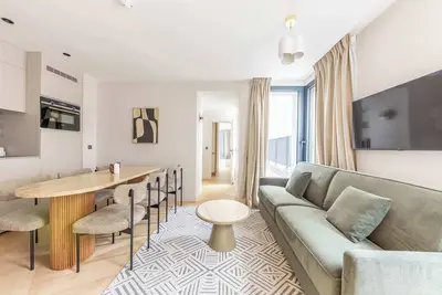 Image de Opera - Deux Chambres avec Balcon
