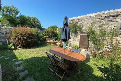 Image de Maison de charme avec jardin Ă Ars-en-RĂ©