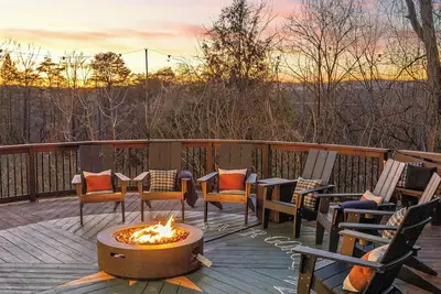 Image de Mountain Mama Cabin Luxury Getaway on Nr Gorge Rim! Hot+Cold Tubs/Sauna/Games