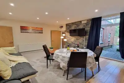 Image de Spacious 2-bedroom w/ Free Parking in Coventry