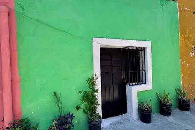 Image de Cute, comfortable, Furnished, downtown