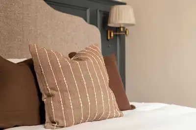 Image de 2-Bedroom Old Town View Apartment at Moment George Iv Bridge