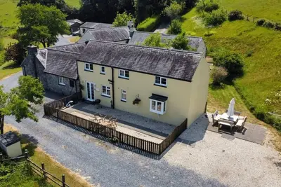 Image de Meadow Sweet, Meadowsweet Cottage Jacuzzi Edition