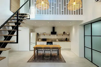 Image de Superbe maison au cœur de Larchant. Animaux de compagnie acceptés!