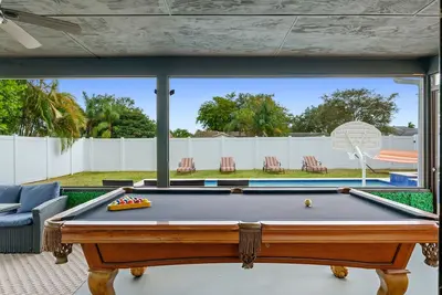 Image de 3/2 in Boca Raton Heated Salt Pool + Pickleball