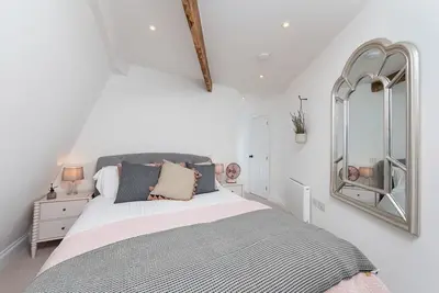 Image de Entire Apartment - Bath City Centre