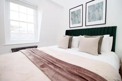 Image de Heart of Bath: Kingsmead Gem