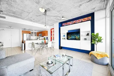 Image de Exclusive unit in Miami Sunshine