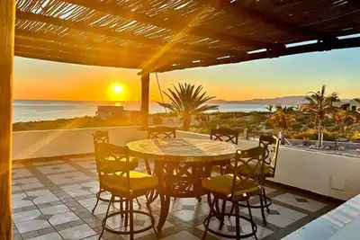 Image de Casa Finisterra Propiedad de Ensueño en El Sargento Bcs