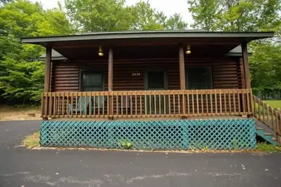 Image de Cabin 2474 - Spacious Log Home inside Private Resort