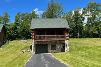 Image de Cabin 2340 - Comfortable Log Cabin within Private Resort