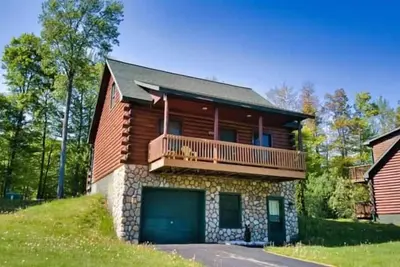 Image de Cabin 2440 - Beautiful Log Cabin in Private Resort
