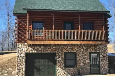 Image de Cabin 2400 - Large Log Cabin inside Private Resort