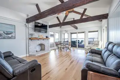 Image de Waterfront❤️Orchard Inn❤️Walk 2 Beach/Park/Rentals