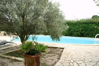 Image de Maison familiale Ă la motte en Provence\n4 chambres / 3 sdb / 3 wc piscine