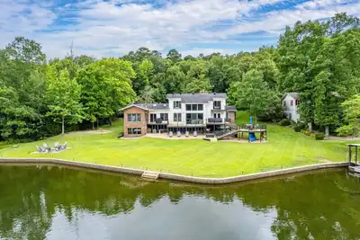 Image de Waterside Haven w/optional Boat Rental