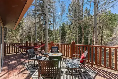 Image de Evergreen Cabin A on the River, Quiet Location, Newly Remodeled