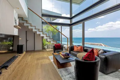 Image de Luxury Kamala Ocean front 4 bedrooms-private pool