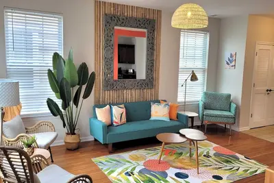 Image de Laguna Way Ac- Close to Casino, Boardwalk and Fun!