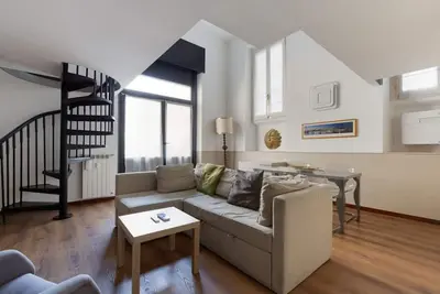 Image de GuestHost - M5 Istria & Marche Roomy Lofted Studio