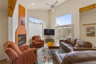 Image de B1- Hidden Valley Villa I Large Patio I Pool & Hot Tub