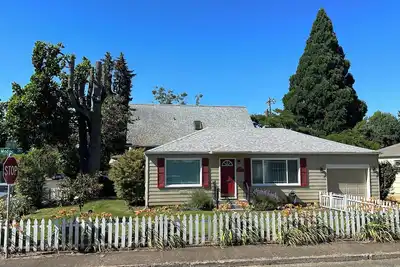 Image de La Via Nueva -Modern, Peaceful Home Near Uo & Hayward Field