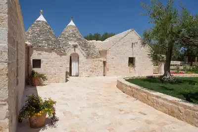 Authentic Apulian Reatreat inside Trulli with private pool
