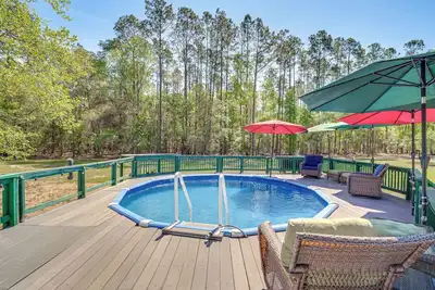 Image de Pet-Friendly Log Cabin in Florida Countryside!