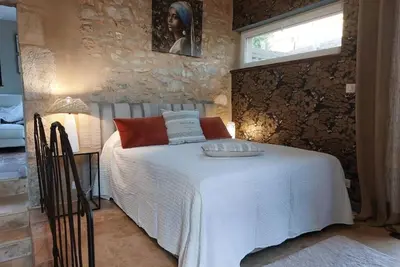 Image de La Cachette des Amoureux, Charmante Maison en Pierre avec Jacuzzi