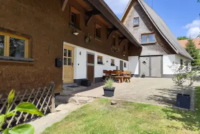 Image de Maison de vacances 'Hüttenwiesenhof Ketterer' avec terrasse privée, jardin partagé et Wi-Fi
