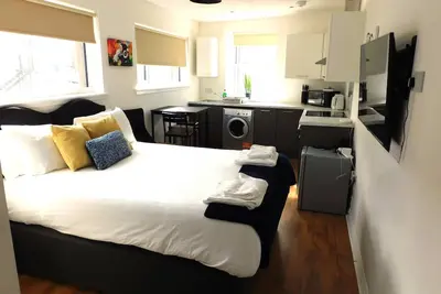 Image de No 3 - Modern Studio Apartment in Lanark Town Centre