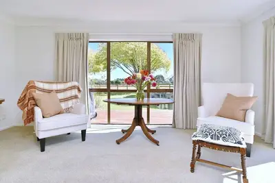 Image de Relaxing Rural Getaway – Near Kaiapoi Lakes, Room to Roam