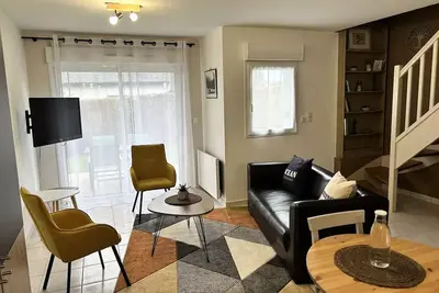 Image de 1006 - Maison 4p dans une résidence privée avec piscine.