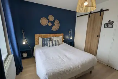 Image de Chambre cosy à Briare, centre-ville, idéale pour cyclistes