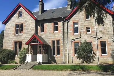 Sherramore Lodge -  a lodge that sleeps 19 guests  in 10 bedrooms