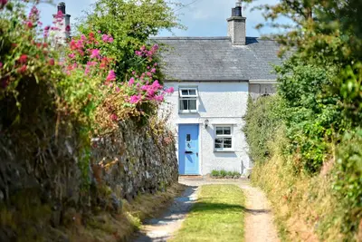 Image de Charming Pet-Friendly Cottage with Coastal Views near Abersoch | Tan-Y-Fynwent