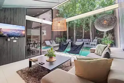 Image de Unique 3br, Private Heated Swimming Pool - Palermo