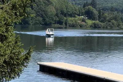 Image de Appartement \" B \" pour 6 personnes à 200m du lac de la Raviège
