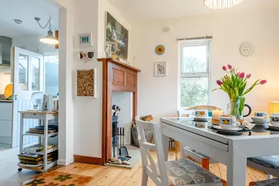 Image de Chearsley Cottage - Deux Chambres Maison, Couchages 4