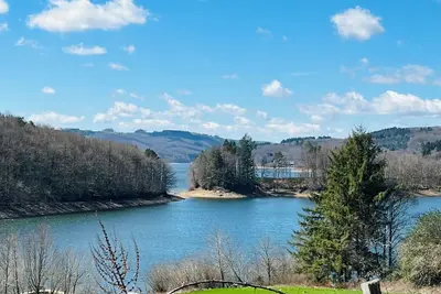 Image de Appartement \" C \" pour 6 personnes à 200m du lac de la Raviège