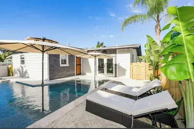Image de Modern Anna Maria 3/2 Beach House w/Pool & Hot Tub, Short Walk to Beach