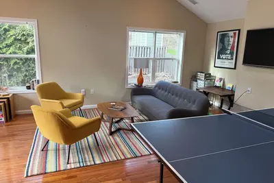 Image de Suite44 - Large Sunny 1-Br Suite w/ Backyard+Patio