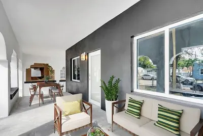 Image de Upscale 3br Retreat with Private Backyard!