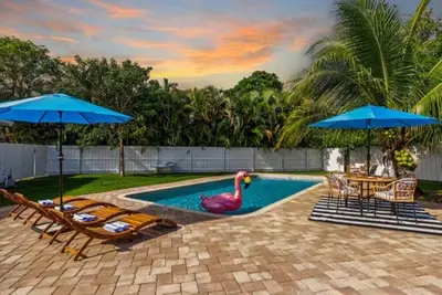 Image de Dwtn Delray Pool Home w\/ Free Beach Cabana service