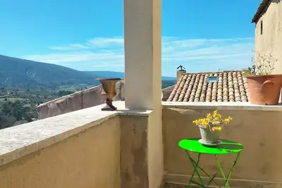 Image de Breathtaking apartment with a south-facing terrace overlooking the Luberon