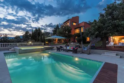 Villa prestigieuse 18 pers avec piscine proche de Cannes
