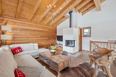 Image de Chalet White Peak by Mrs Miggins