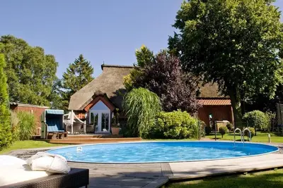Image de New! Dat Reithuus Victorbur with pool and steam sauna